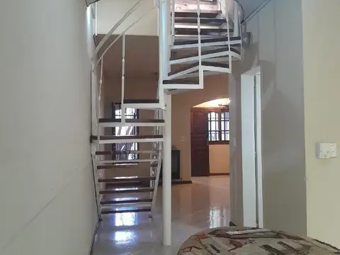 Depto Tipo Casa en Venta en San Isidro, USD 195.000