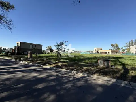 Terreno en venta en Santa Sofia