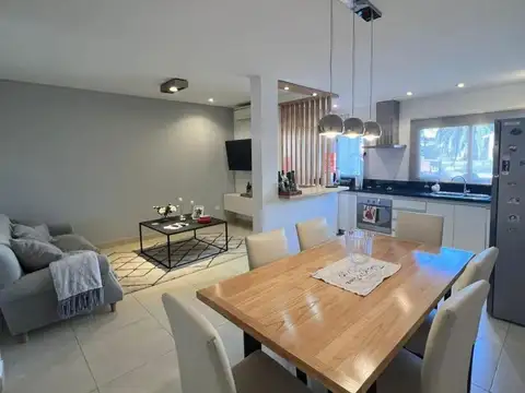 PH en venta - 2 Dormitorios 2 Baños - 80Mts2 - Quilmes