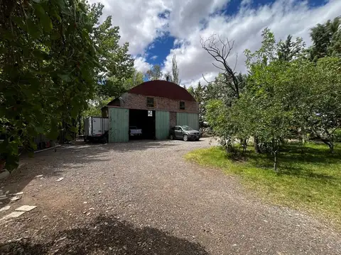 VENTA DE CHACRA 4.7 HA CON CASA + GALPÓN PLOTTIER