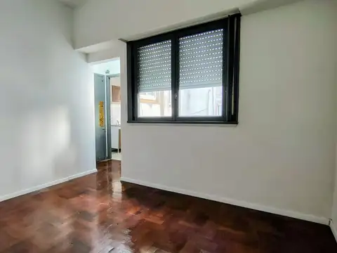 VENTA 2 AMBIENTES BAÑO Y COCINA A NUEVO