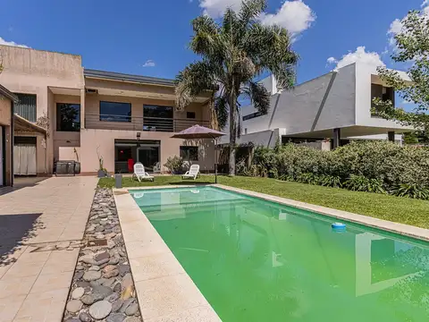 Casa en venta en Villa Elisa