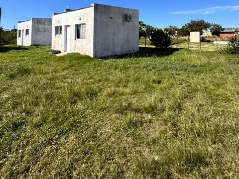 Dos Monoambientes  EN VENTA EN CAROLINA FINANCIADO