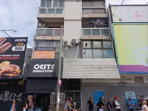 MONO AMBIENTE C/DIVISORIO, USO PROFESIONAL