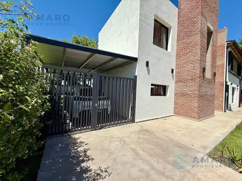 Casa 3 ambientes con 1 baño