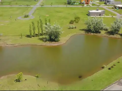 Terreno en Venta en Club de campo Cruz del Sur, USD 87.000