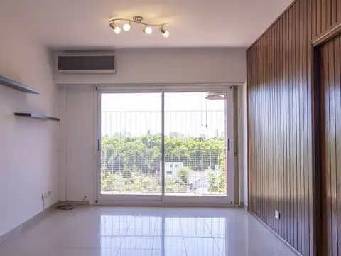 Departamento en Dúplex 4 Ambientes c/ Balcón y Terraza en Alquiler  en excelente ubicacion prox a estacion Florida