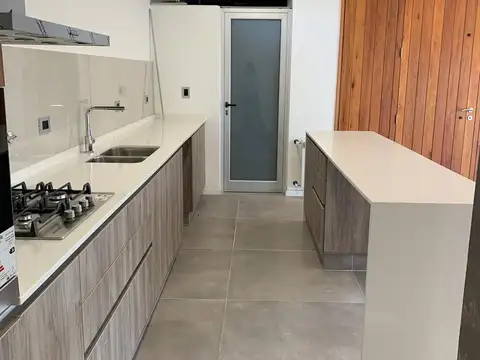 Casa en Venta al Oeste
