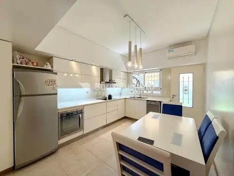 Depto Tipo Casa en Venta de 4 ambientes
