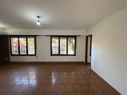 Casa en Venta en Los Pinares, USD 126.000