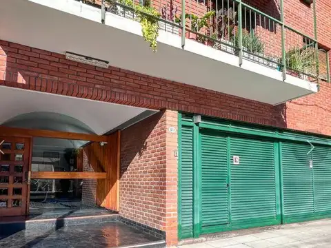 Chivilcoy 100 Departamento de 3 ambientes en Floresta VENTA