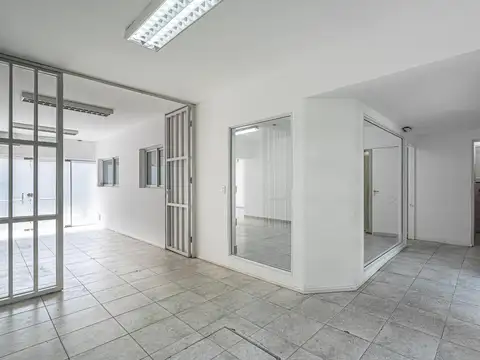 ALQUILER Block Edificio Comercial Oficinas Empresa Pyme Patios Conectividad Florida Vicente López