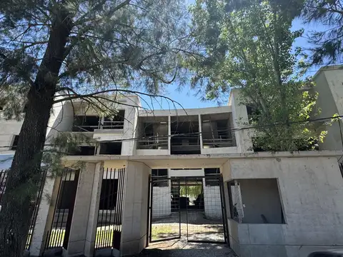 Departamento en Venta en Fisherton, USD 122.000