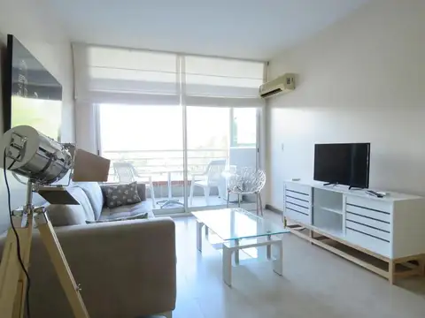 Libertador 8500, Piso 3