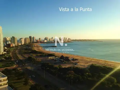 Hermoso Departamento en venta frente a Playa Mansa, vista panoramica