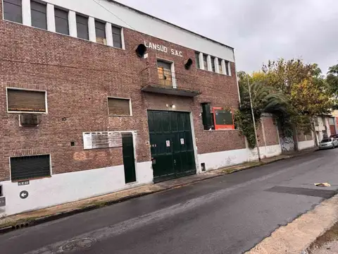 Alquiler Galpón Zona Industrial Avellaneda 3550 M2