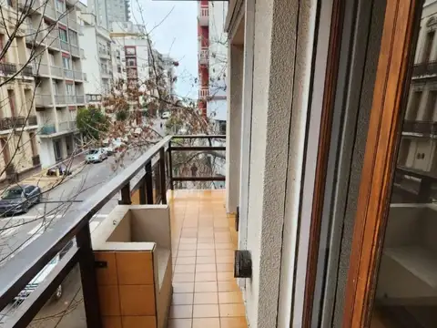 9 De Julio 2600, Piso 1