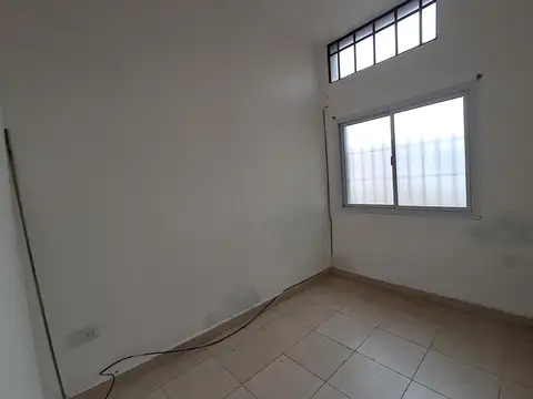 Departamento en Alquiler en Presidente Derqui, $ 360.000