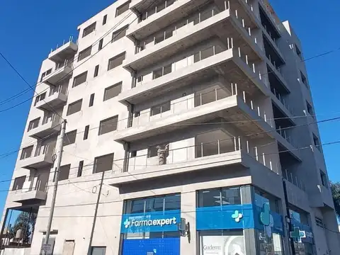 Calle 14 Esquina 141 , Piso 1