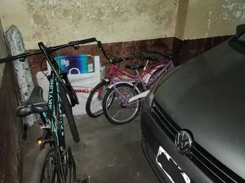 Del signo 4030 y Salguero