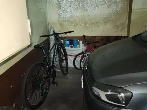 Del signo 4030 y Salguero