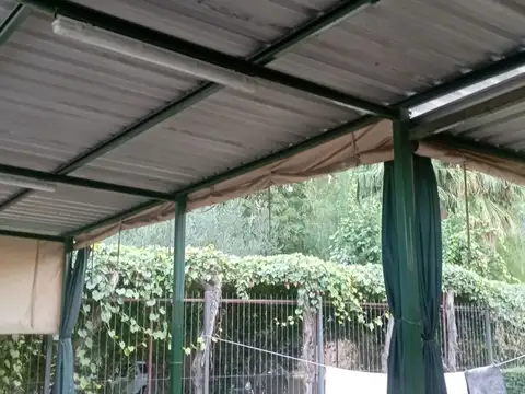 Casa 6 ambientes con 1 baño