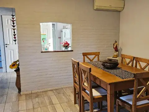 Casa en Alquiler Temporal con 2 cocheras