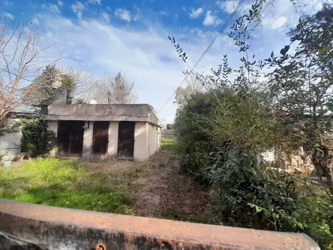 Calle 11 E/ 112 y 114 600