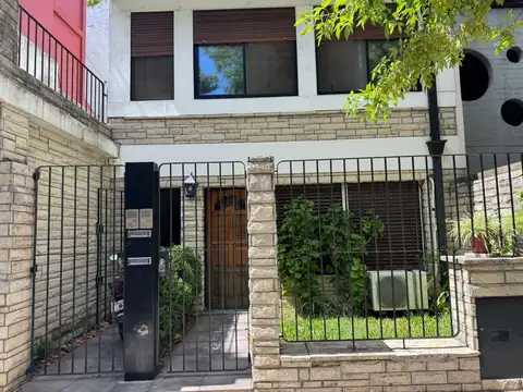 Depto Tipo Casa en Venta de 4 ambientes