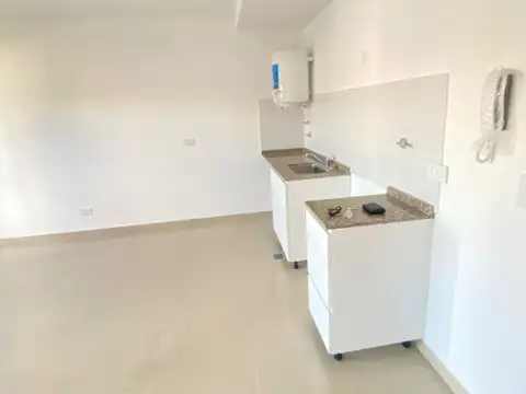 Departamento en Alquiler en Moron Norte, $ 550.000