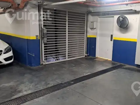 Cochera en Recoleta