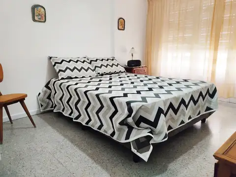 Departamento 2 Ambientes con Cochera  en alquiler temporal en Miramar