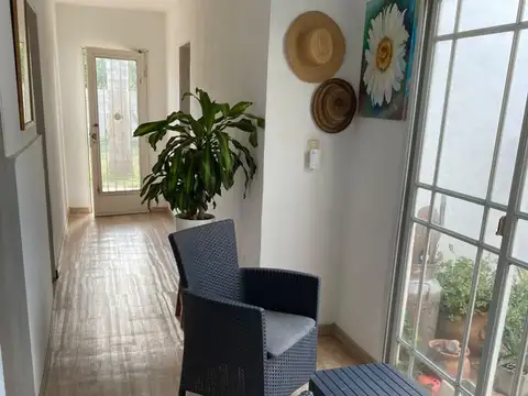 SE VENDE CASA 3 DORMITORIOS B M MORENO VILLA MARIA