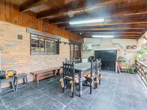 Casa en Venta de 5 dormitorios