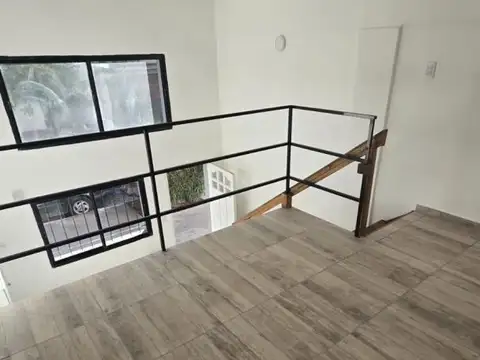 Depto Tipo Casa en Venta de 2 ambientes