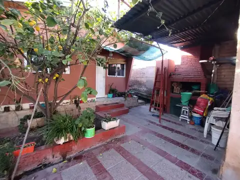 CASA + DEPARTAMENTO EN GODOY CRUZ