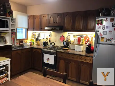 Departamento 4 ambientes con 2 baños