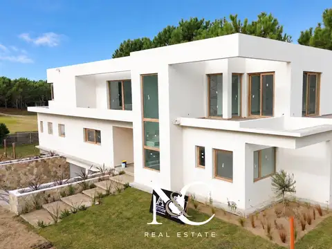 Casa en venta en Costa Esmeralda al Golf