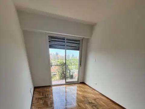 Avenida Maipú 1500 , Piso 11