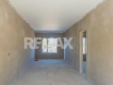 Casa 3 ambientes con 1 baño