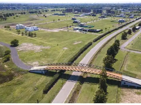 Los Pasos del Jockey Club - Barrio 4