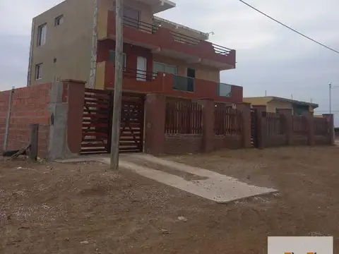 Edificio en venta de 5 dormitorios-7baños -800mts2 totales- San Clemente Del Tuyu