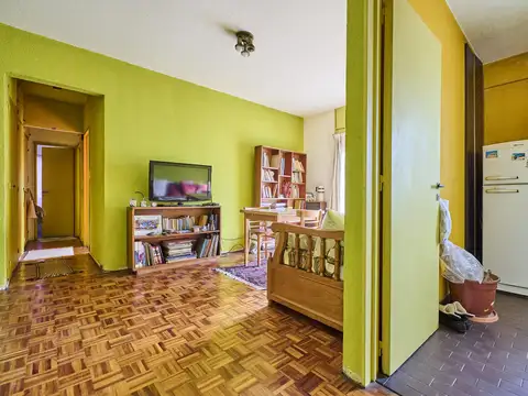 Venta departamento 3 ambientes en Barracas piso alto