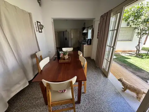 Casa 7 ambientes con 3 baños