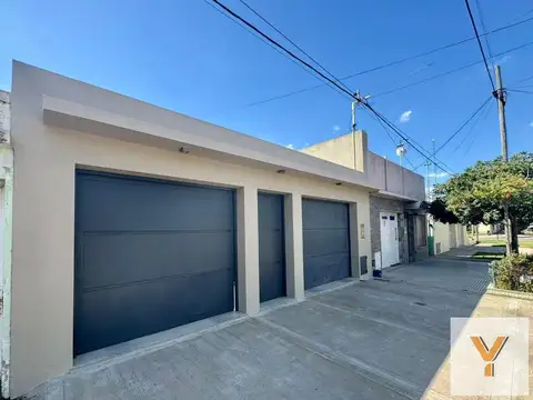 Moquehuá e/ Bouchardo y Vicente López