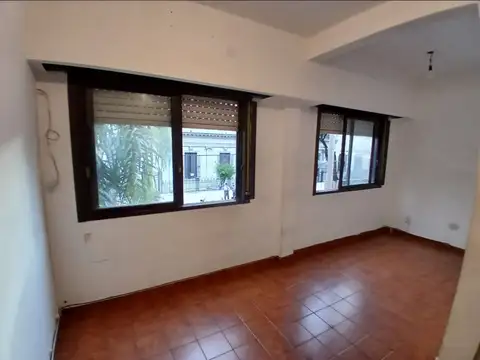 Oficina en Alquiler en Lanus Oeste, $ 600.000