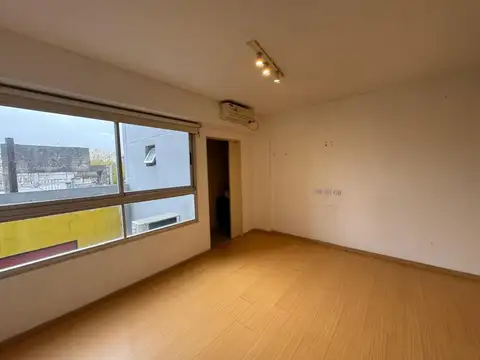Departamento - Alquiler - Argentina, Capital Federal - AV. TRIUNVIRATO 3000