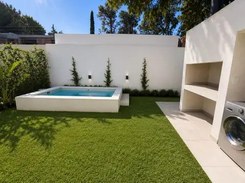 Casa en Alquiler Temporal en Ituzaingó, USD 2.000