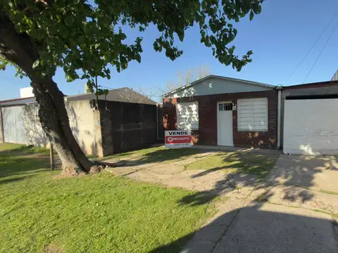 Casa en Barrio Malvinas Argentinas
