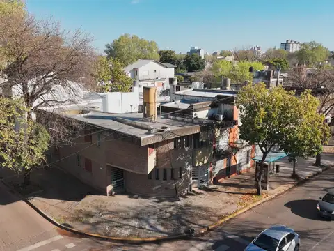 PH en venta barrio centro 2 dormitorios patio luminoso amplio